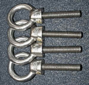 The Tender Lift Kit's four point lift attachments make it easy to secure your Seacycle to a dock or shore. These replace the four tee handle fasteners on the frame where it connects to the two hulls.